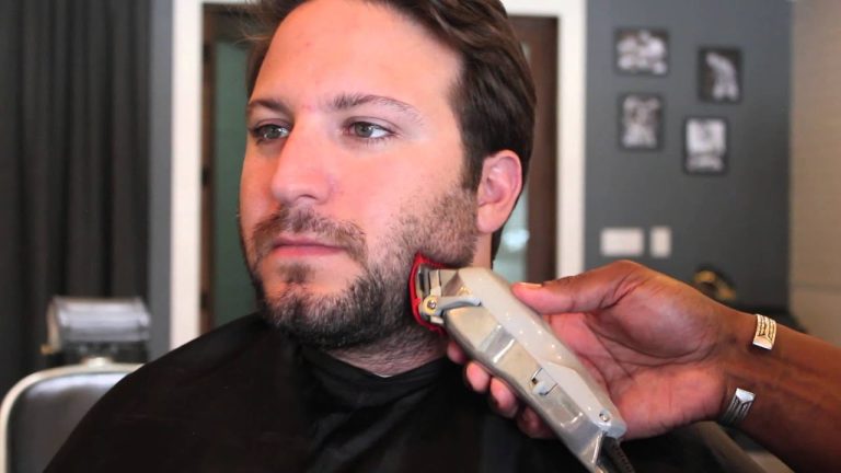 How to Use a Trimmer on Beard