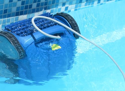 How Does a Robot Pool Vacuum Work