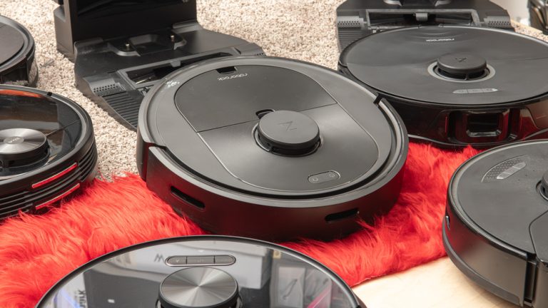 What are the Best Robot Vacuums for Pet Hair