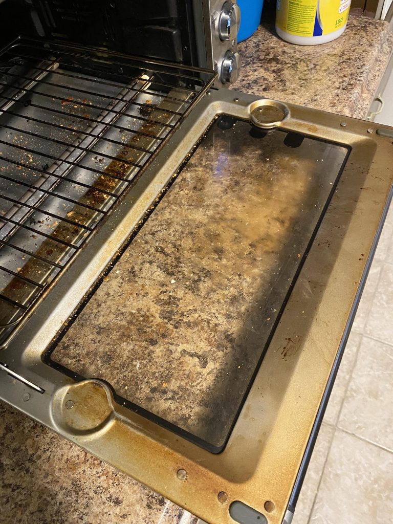 How to Clean Toaster Oven With Vinegar